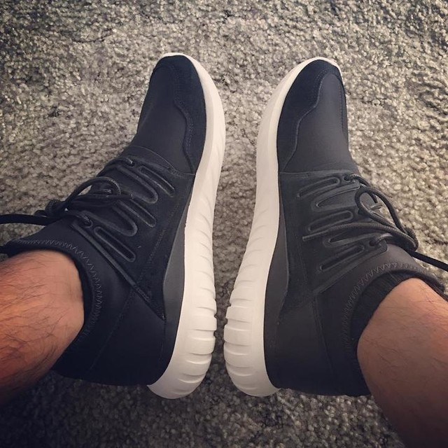 Adidas Tubular Black Adidas Tubular Black