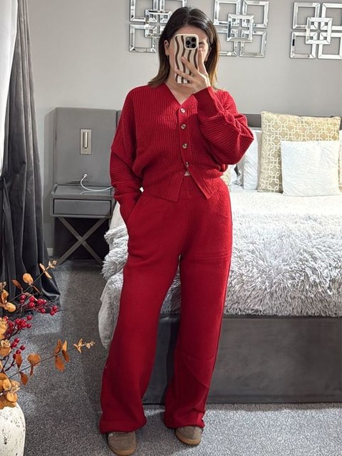 COLLUSION ribbed v-neck chunky cardi red co-ord
