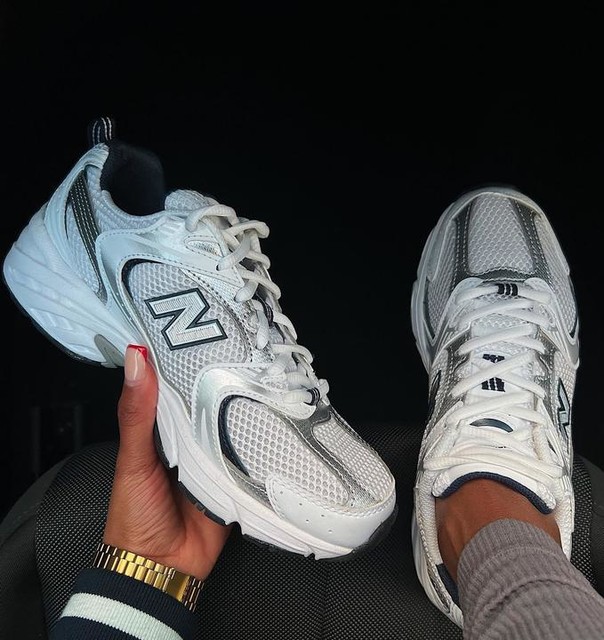 Womens White \u0026 Silver New balance 530 