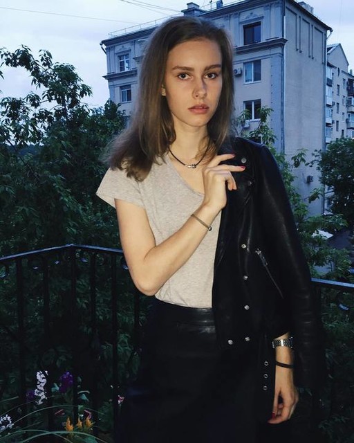 Sasha May - Perfecto Conroy