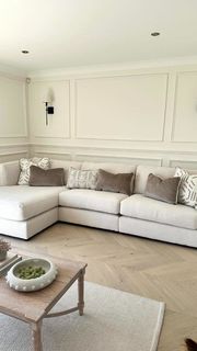 Introducing the newest addition into our home. My dream sofa. I am obsessed! 😍🙌🏼

I’ve struggled massively this pregnancy with comfort, and find myself not being able to sit for longer than 20 minutes max without having to get up and about. Our other firm sofa, definitely wasn’t helping this situation so we made the decision to sofa shop and I fell in love with this one in the dfs showroom. We sat on it for around 45 minutes by the time we had signed all the paperwork etc. and I could have happily stayed there for the rest of the day. It’s SO unbelievably comfy and is the perfect fit for our living space 🙌🏼 

Bring on the cosy maternity leave days sat here with baby girl 😍👶🏼

#dfssofa #adasofa #neutralsofa #sofasofinstagram #neutrallivingroom #livingroomideas #livingroompanelling #slakedlime #coffeetabledecor #accentchair #chevronfloor #beigelivingroom #cosylivingroom