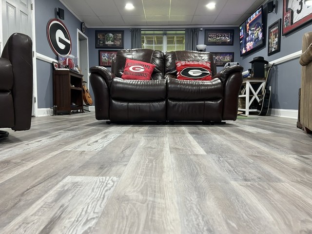 Highguard Silver 12MIL 7in x 48in High Variation Gray Wood Look