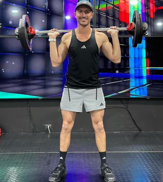 Gym Wear For Men Near Me Outlet Bellvalefarms