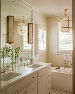 Geneva Medium Sconce - RL2026 | Visual Comfort