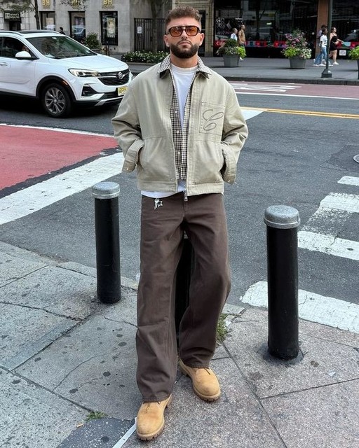 ASOS DESIGN super baggy jeans in tinted brown wash