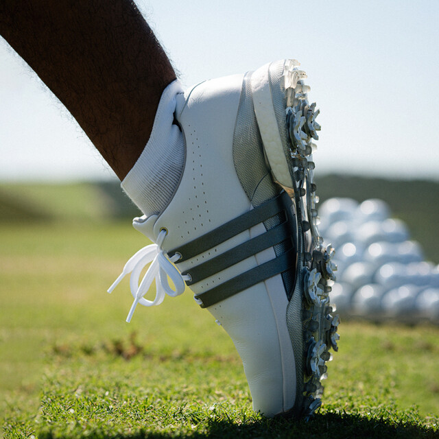 【美品】アディダス ツアー360 24 BOOST ゴルフシューズ adidas Tour360 24 Golf Sneakers - White | Free Shipping with adiClub