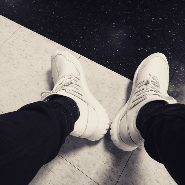 Adidas Tubular Radial White Adidas Tubular Radial White