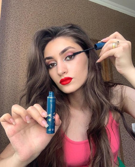 Мультифункціональна водостійка туш для вій 5 в 1 The ONE Wonder