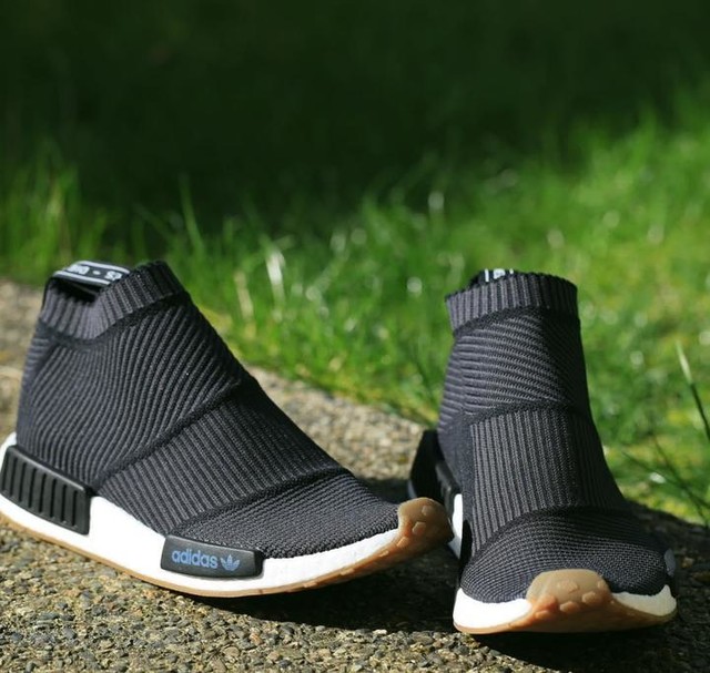 adidas nmd cs1 black gum