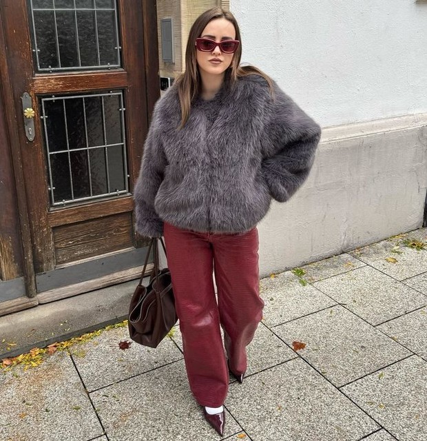 River Island snake relaxed straight jean in burgundy