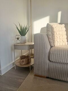 Cutest little corner🤍

🏷️Side table, plant, tea light holder - homebargains 
🏷️Cushion - onlinehomeshopuk 
🏷️Mat - qd_stores 
🏷️Sofa - dfs 

#OrbitHomesUK #NewBuild #FirstTimeBuyer #HomeInterior #OHS