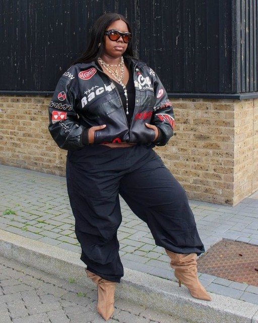 ASOS DESIGN Curve Cydney  slouch pull on knee boots in sand suedette